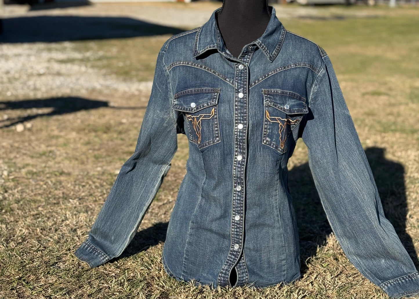 Vintage Denim Wash Cowskull Embroidered Snap Pocket Shirt
