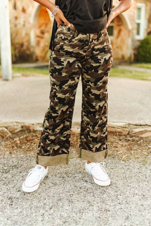 Camo Printed Front Crease Cuffed Boyfriend Jeans (28in Inseam)